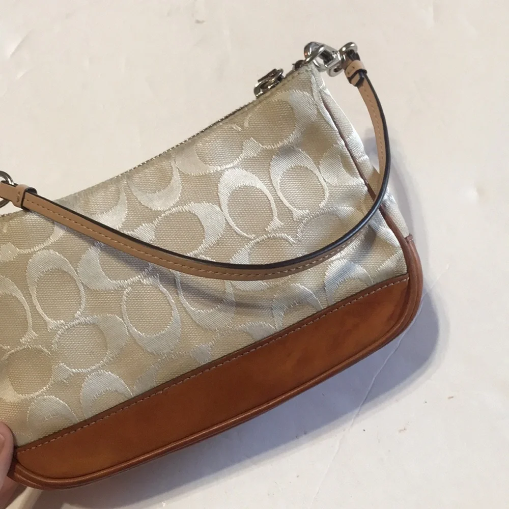 Rare Coach Y2K Demi Signature Monogram Mini Bag Vintage Baguette White Ivory 00‘ - Picture 8 of 17